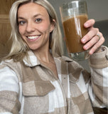 BIOptimizers servicio mezclado en smoothie demostrando versatilidad y aporte cremoso