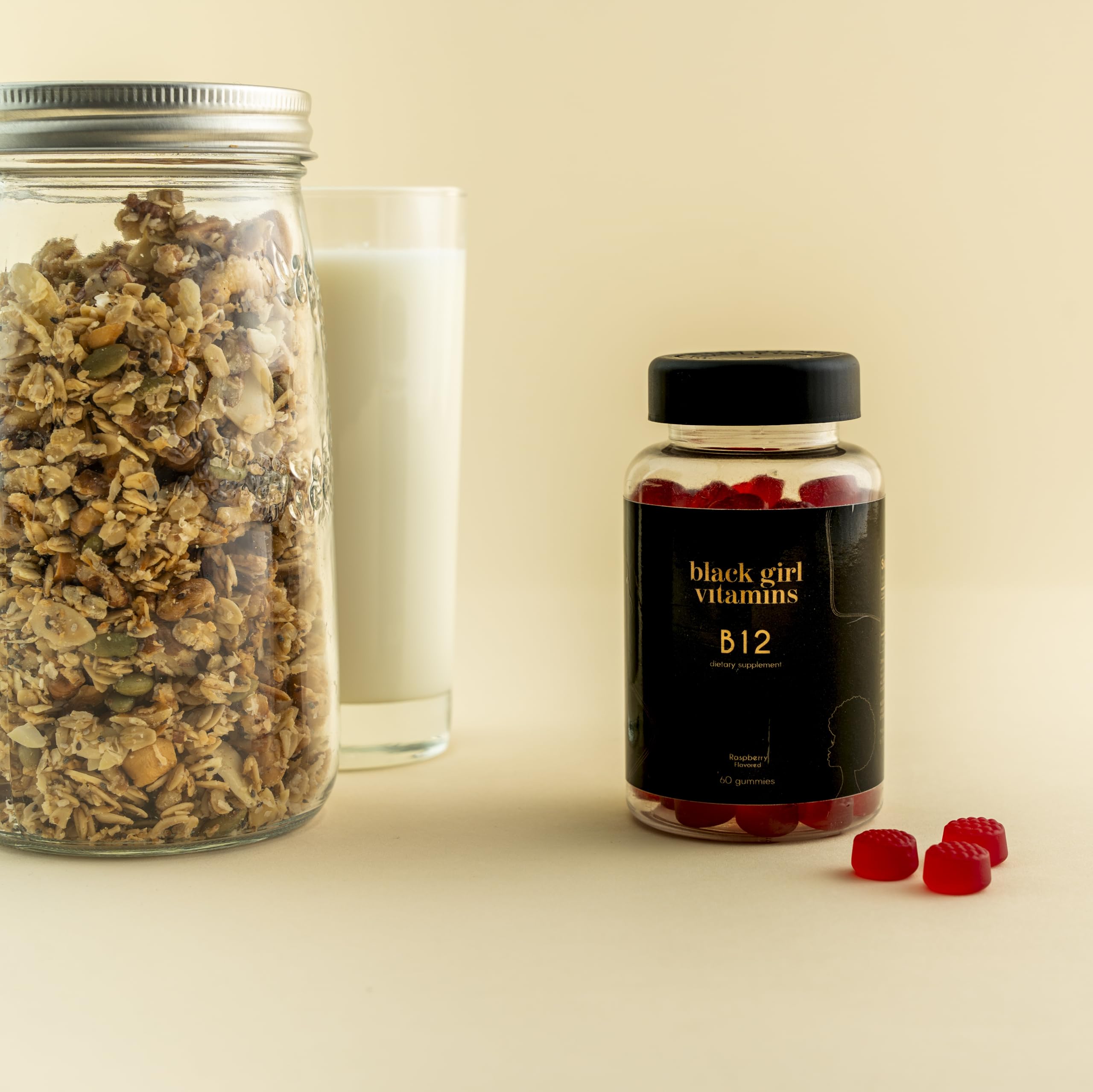 Black Girl Vitamins etiqueta con información nutricional y dosis clara