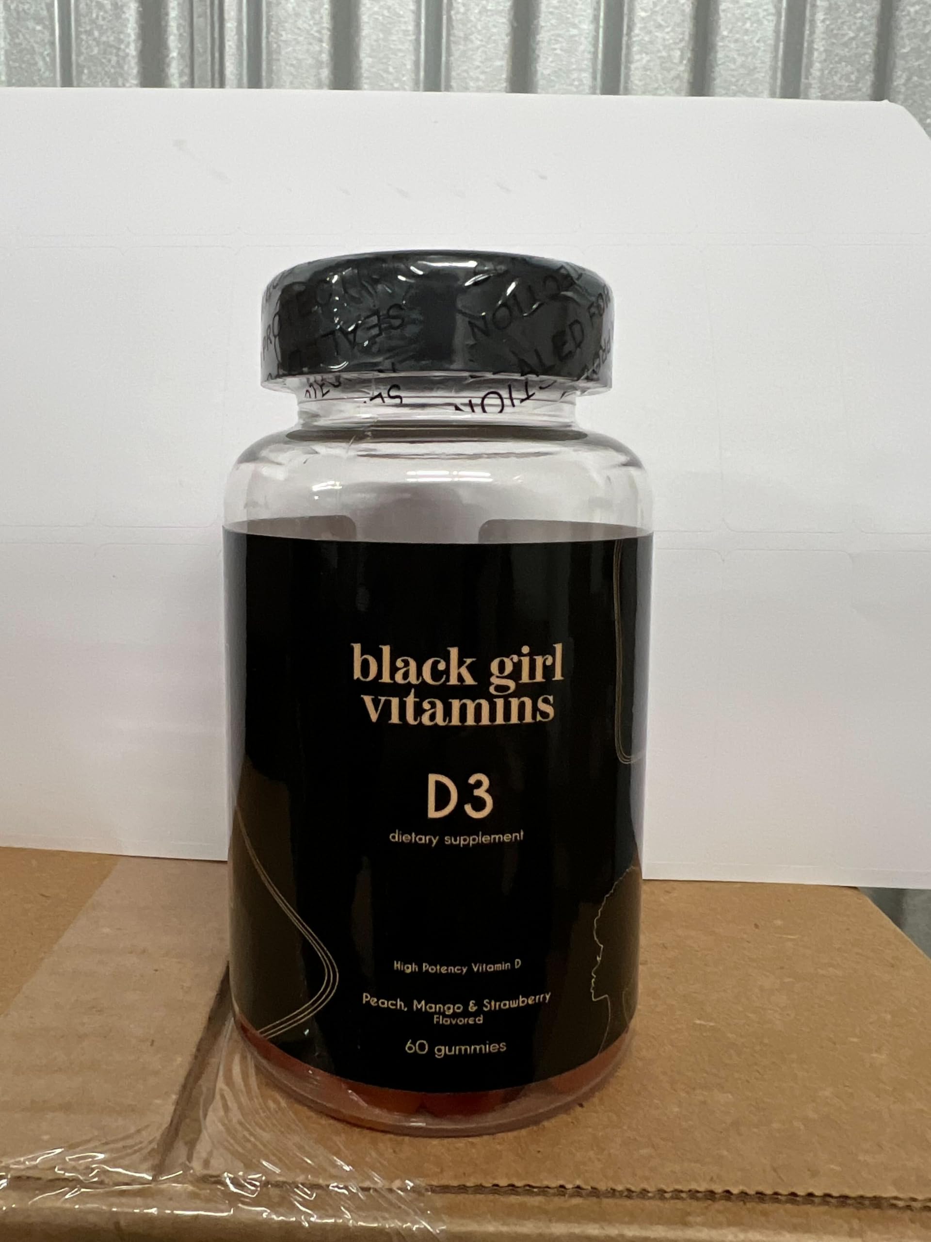 Mesa de desayuno con Black Girl Vitamins para incorporar suplemento en rutina
