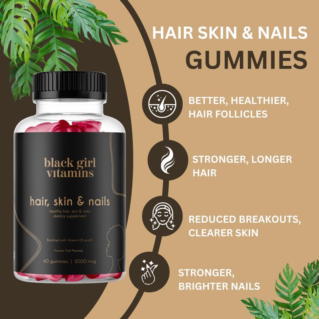 Black Girl Vitamins gominola en mano para comparar tamaño y dosis diaria