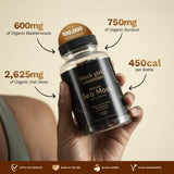 Gomitas SeaMoss en mano para mostrar tamaño y porción Black Girl Vitamins