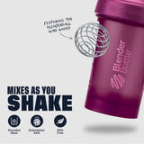 Boca ancha de la BlenderBottle Classic V2 al verter polvo y líquidos fácilmente