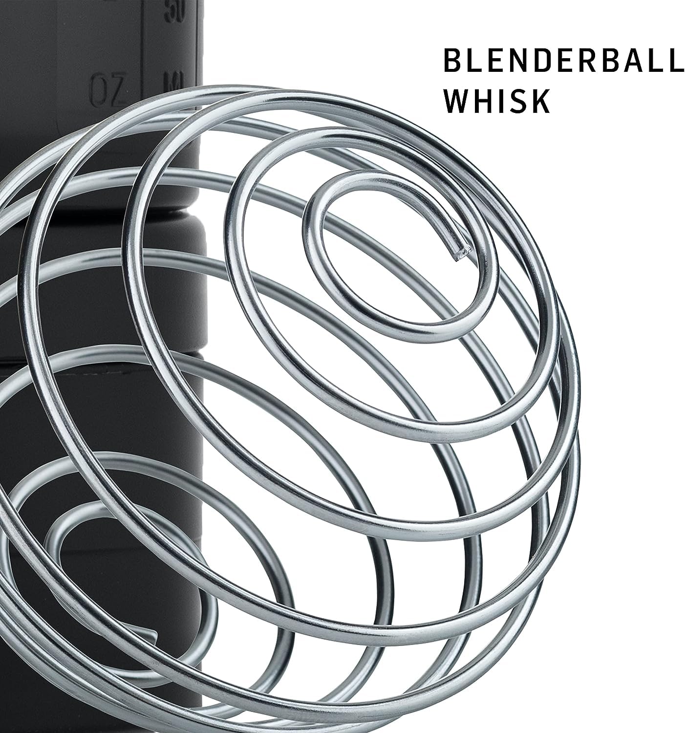 BlenderBottle ProStak en uso en gimnasio, fácil transporte y acceso rápido