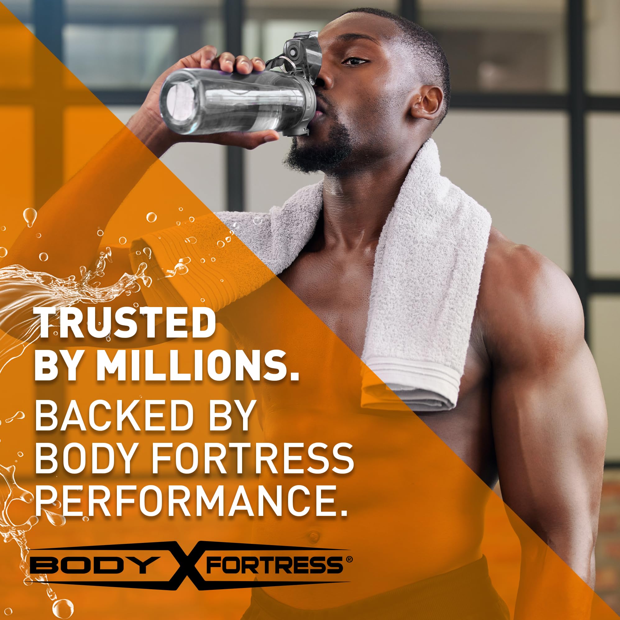 Body Fortress atleta corriendo mostrando hidratación en exteriores