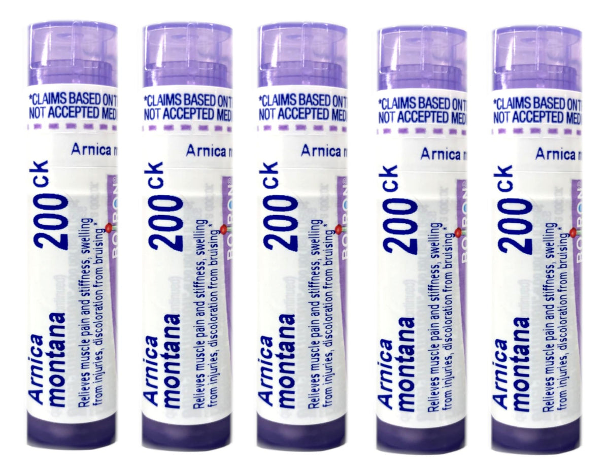 Boiron Arnica Montana tubo frontal mostrando envase compacto y fácil transporte