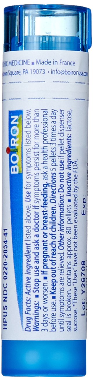 Close-up de pellets Boiron mostrando textura y rápida disolución para comodidad