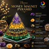 BOMBAY CRYSTALS EXPORT pirámide en manos para mostrar escala y facilidad de uso