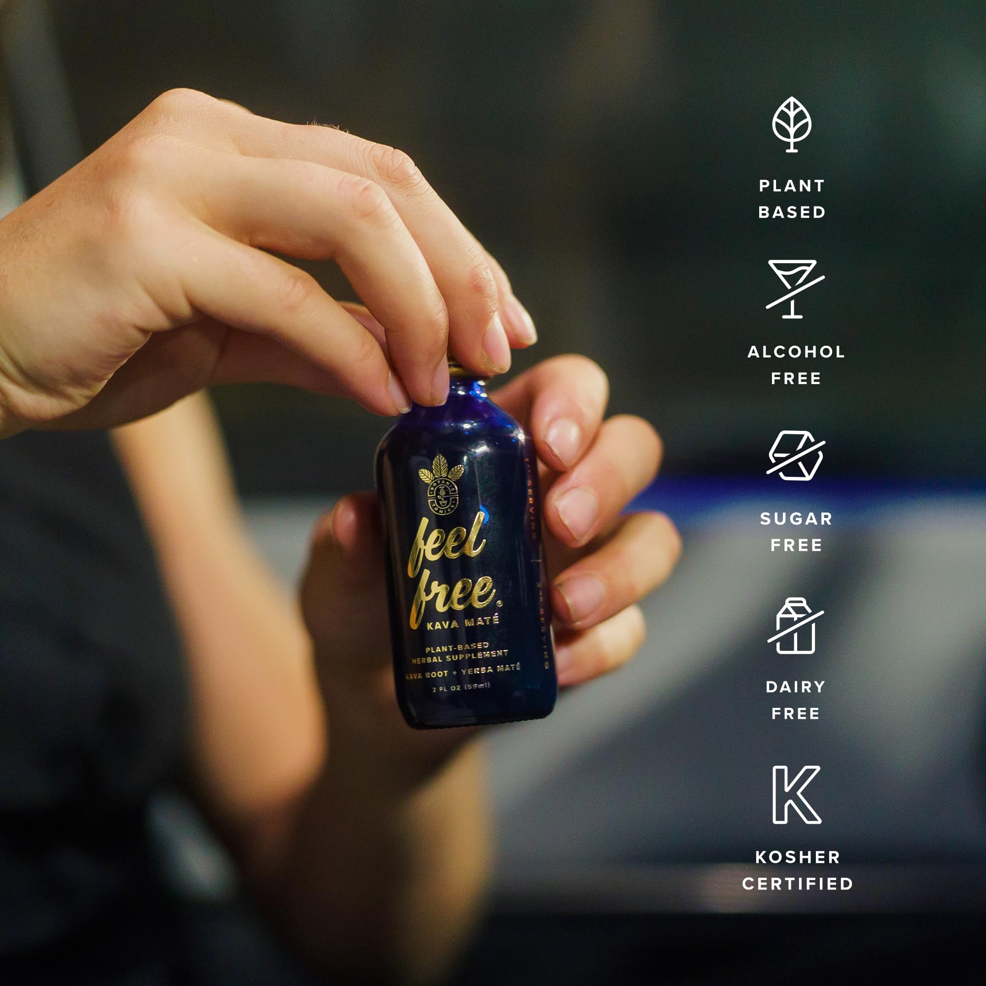 Botanic Tonics servicio en vaso con hielo recomendando preparación fría