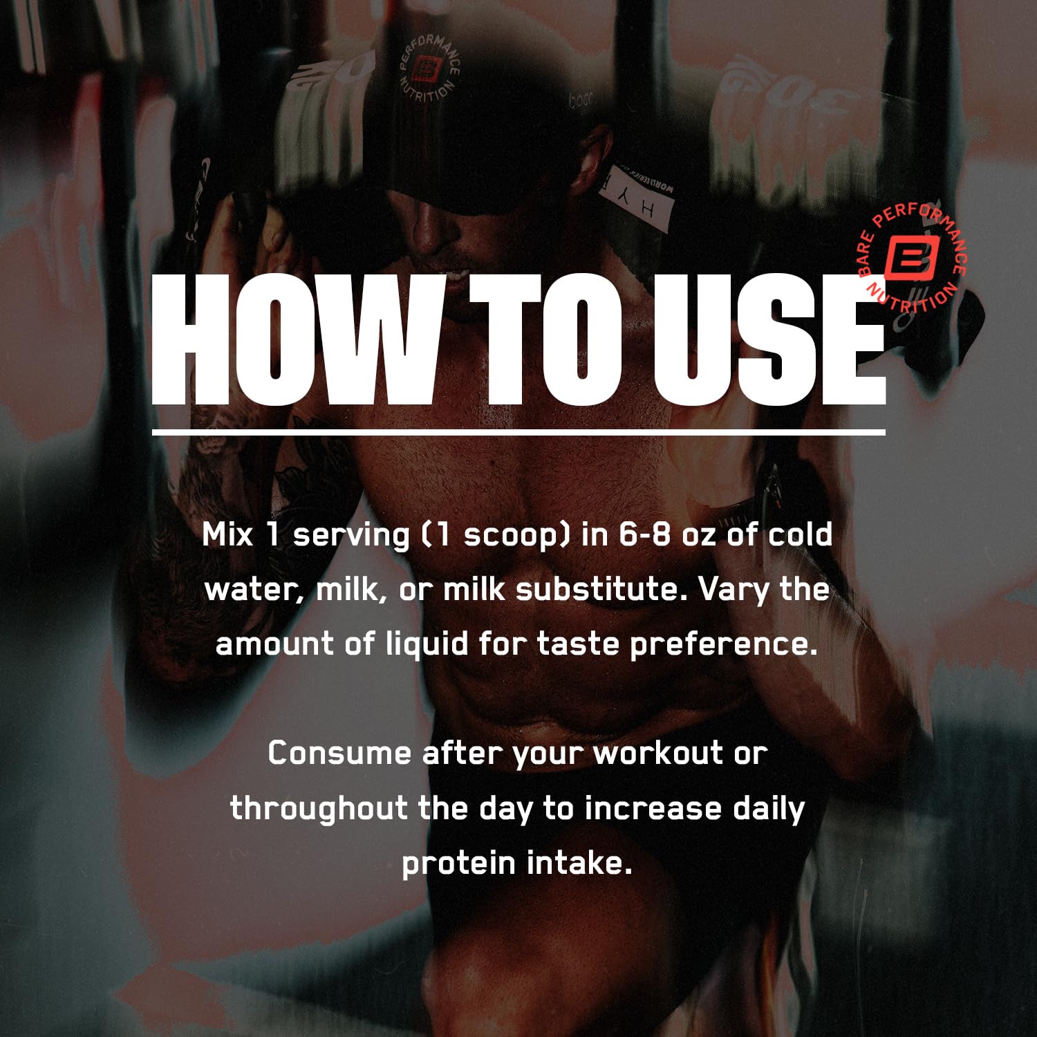 BARE PERFORMANCE NUTRITION envase en mano para comparar tamaño y porciones convenientes