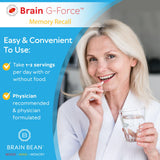 Brain Bean Brain G-Force en mano para comparar tamaño y facilitar dosificación