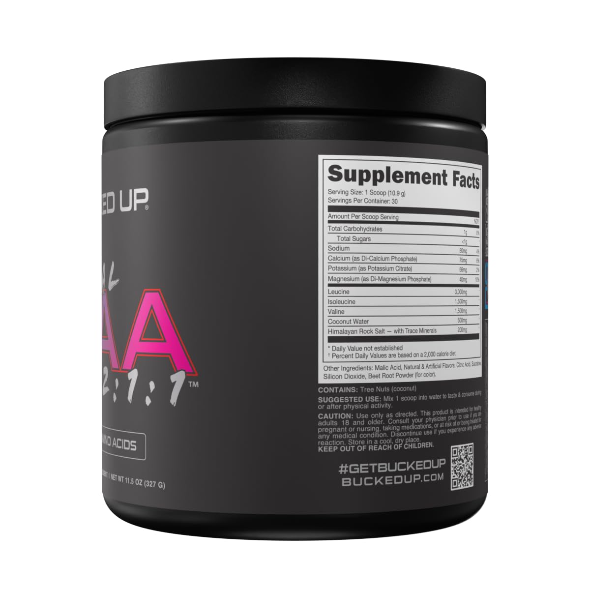 Vaso con Bucked Up BCAA mezclado, hidratación sabrosa para entrenar