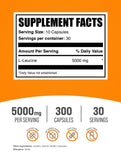 BulkSupplements cápsula en primer plano para ver textura y tamaño real