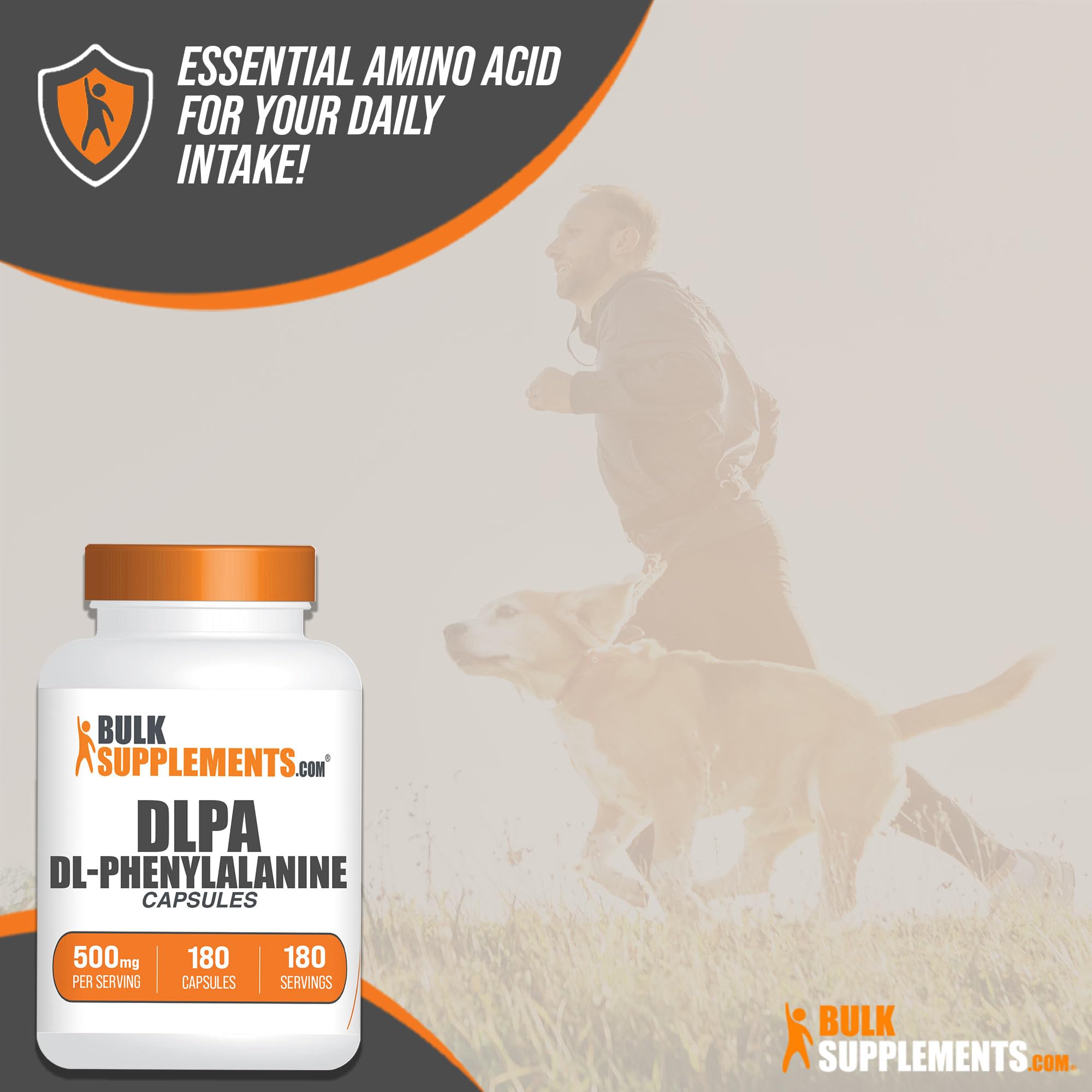 BulkSupplements cápsulas DLPA vertidas en mano para una dosis práctica