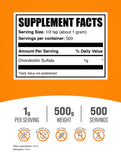 BulkSupplements detalle de la textura del polvo de condroitina, fácil de mezclar