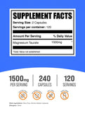 BulkSupplements primer plano de una cápsula que muestra textura y fácil ingesta