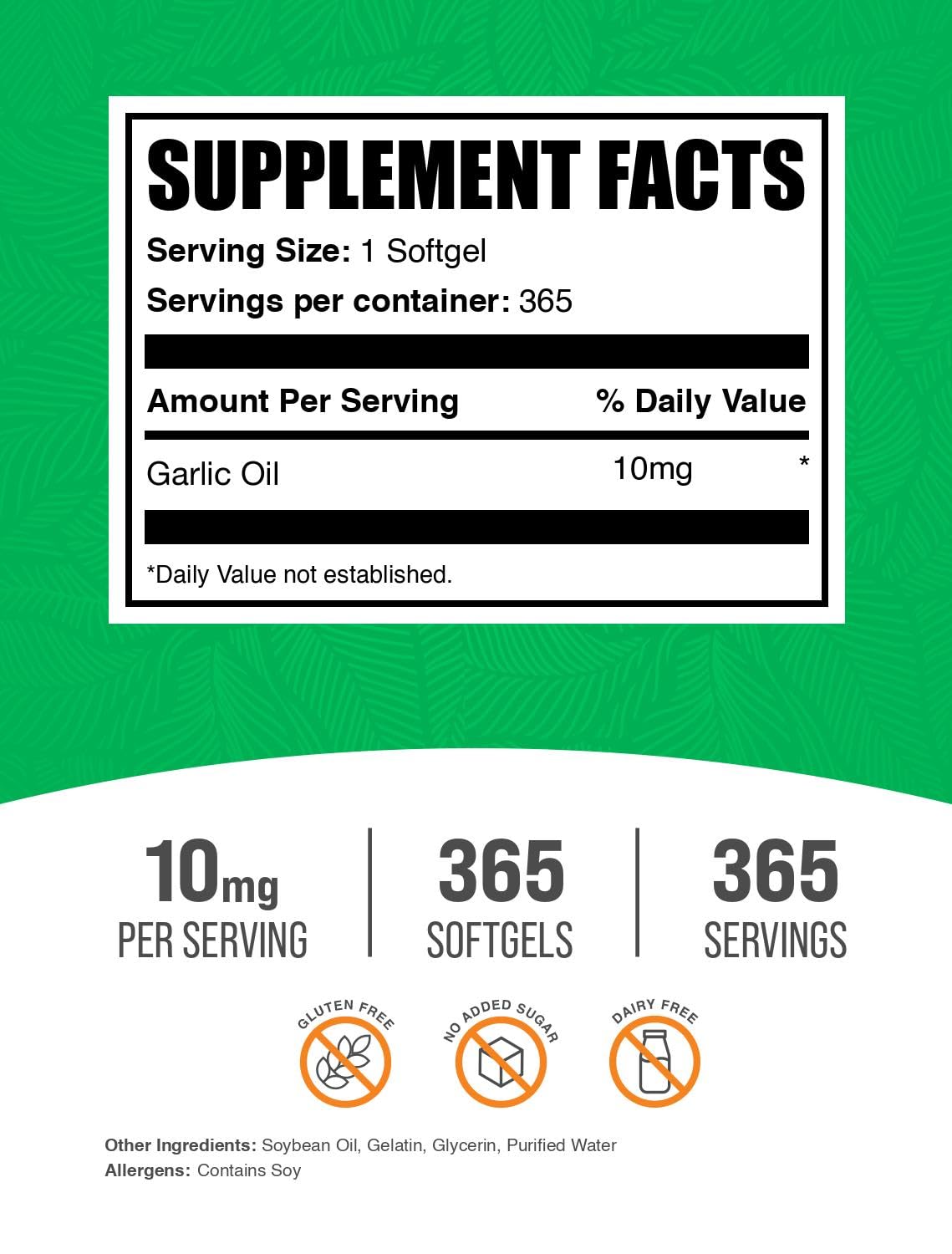 BulkSupplements primer plano de softgel de ajo mostrando textura oleosa fácil de tragar