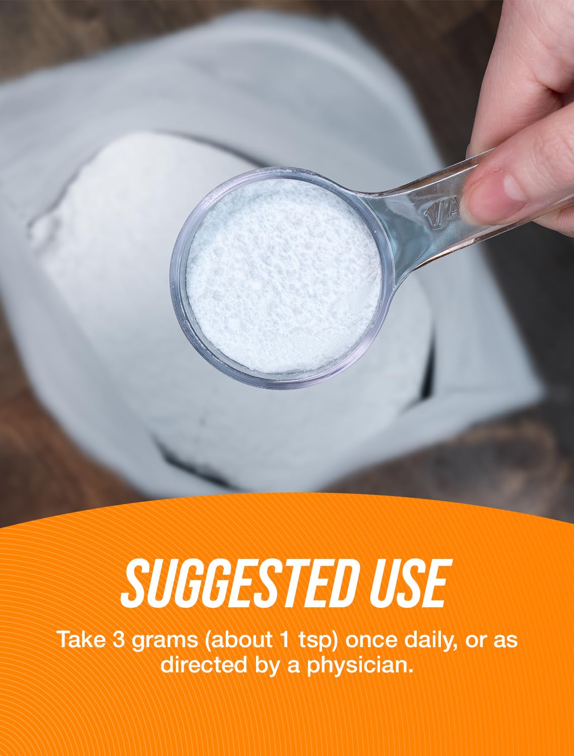 BulkSupplements comparación de tamaño con cuchara para medir 3 g por toma