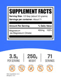 BulkSupplements textura en primer plano del polvo de citrato de magnesio, fácil disolución