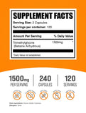 BulkSupplements detalle de cápsula de TMG resaltando formato sin sabores añadidos