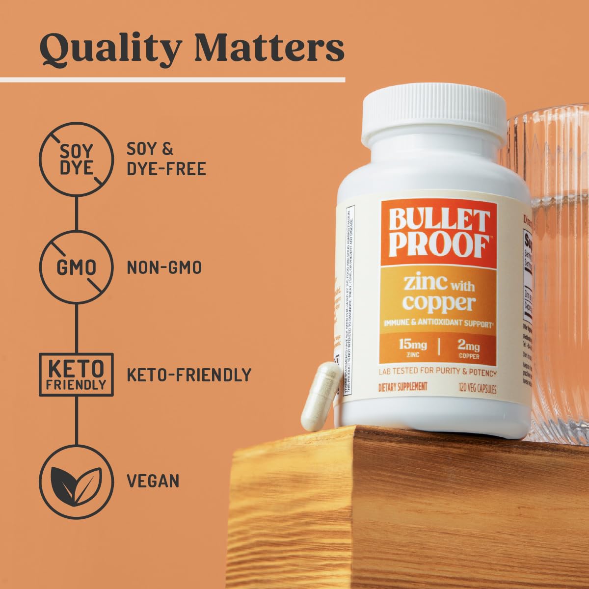 Bulletproof frasco abierto con cápsulas que resalta conveniencia