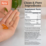 Detalle de textura de softgel Bulletproof evidenciando formulación suave y fácil de tragar