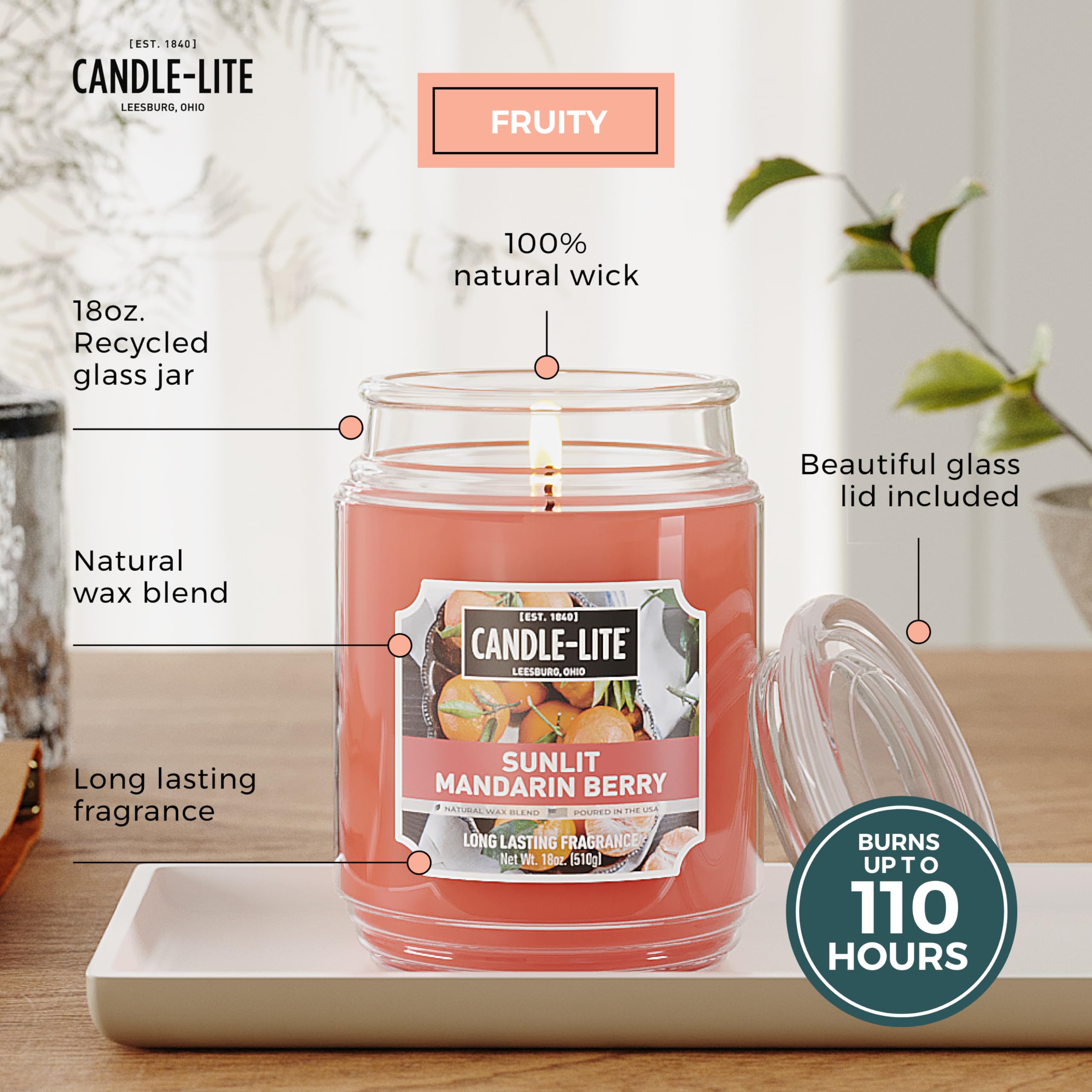CANDLE-LITE etiqueta y texto de fragancia en primer plano, informa notas olfativas