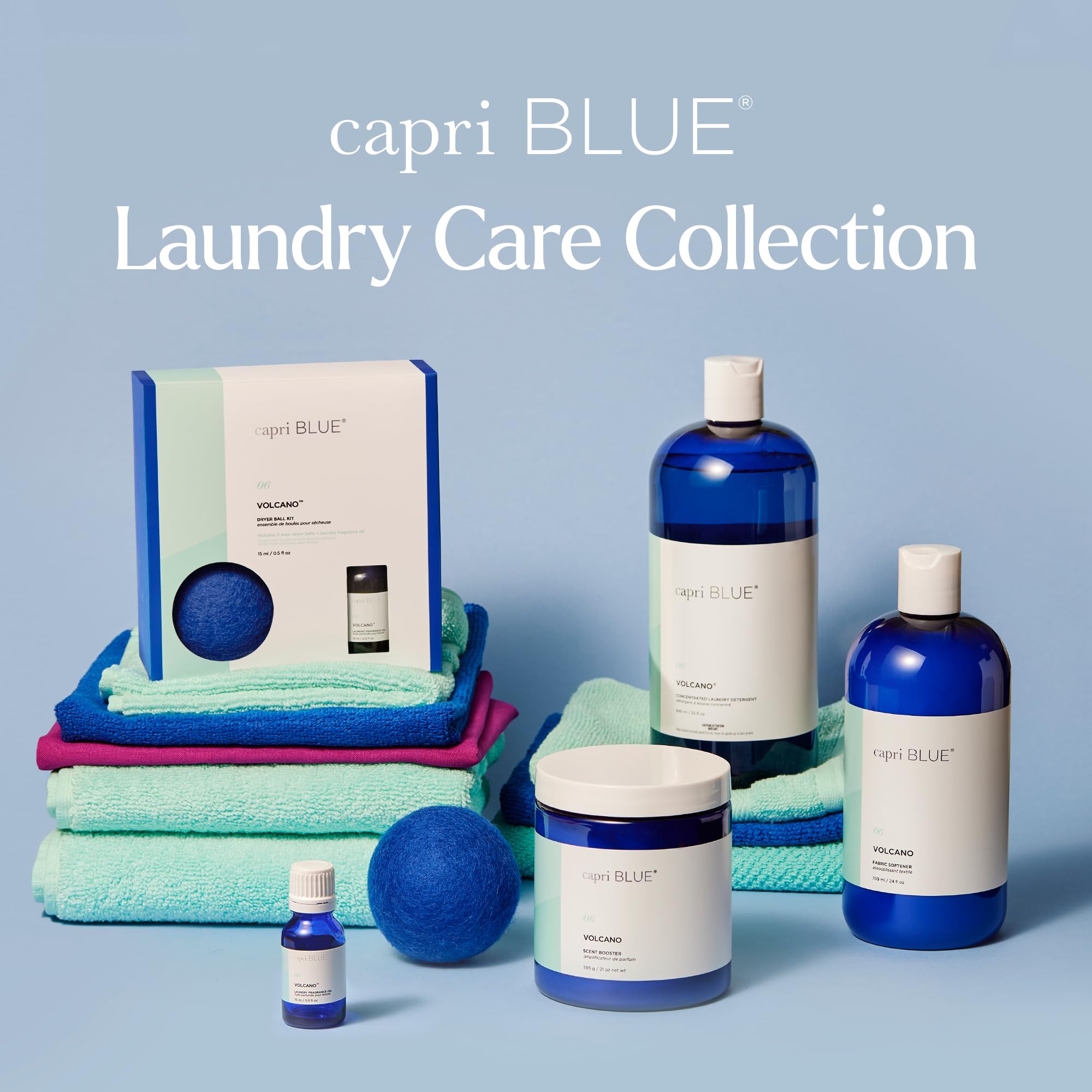 Capri Blue set con bolas de lana azul mostrando combinación ideal