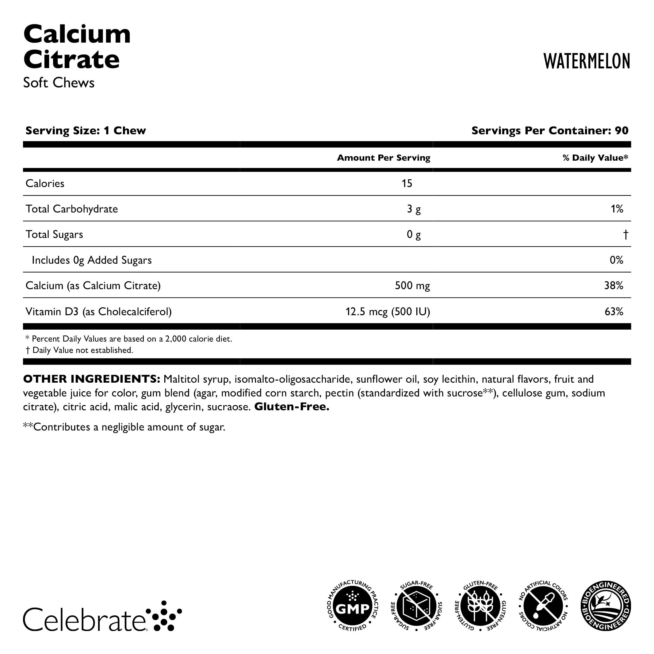 Celebrate Vitamins masticable en mano para demostrar tamaño cómodo para pacientes