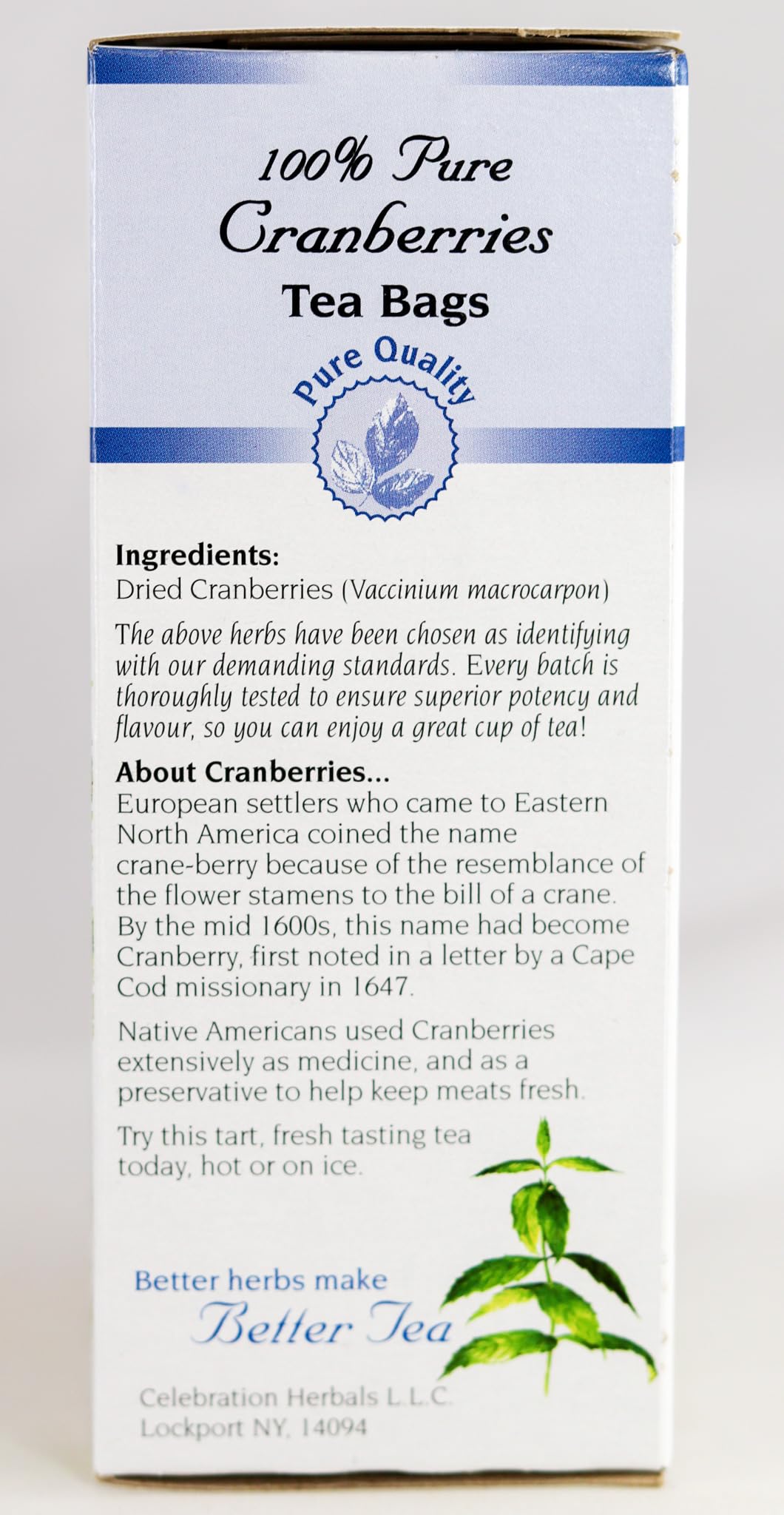 Celebration Herbals comparación de tamaño con una taza para apreciar escala y conveniencia