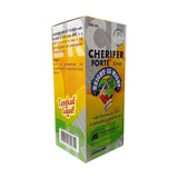 Cherifer niño tomando jarabe sabor naranja para mejor aceptación