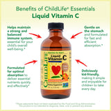 CHILDLIFE ESSENTIALS comparación de tamaño en mano para escala