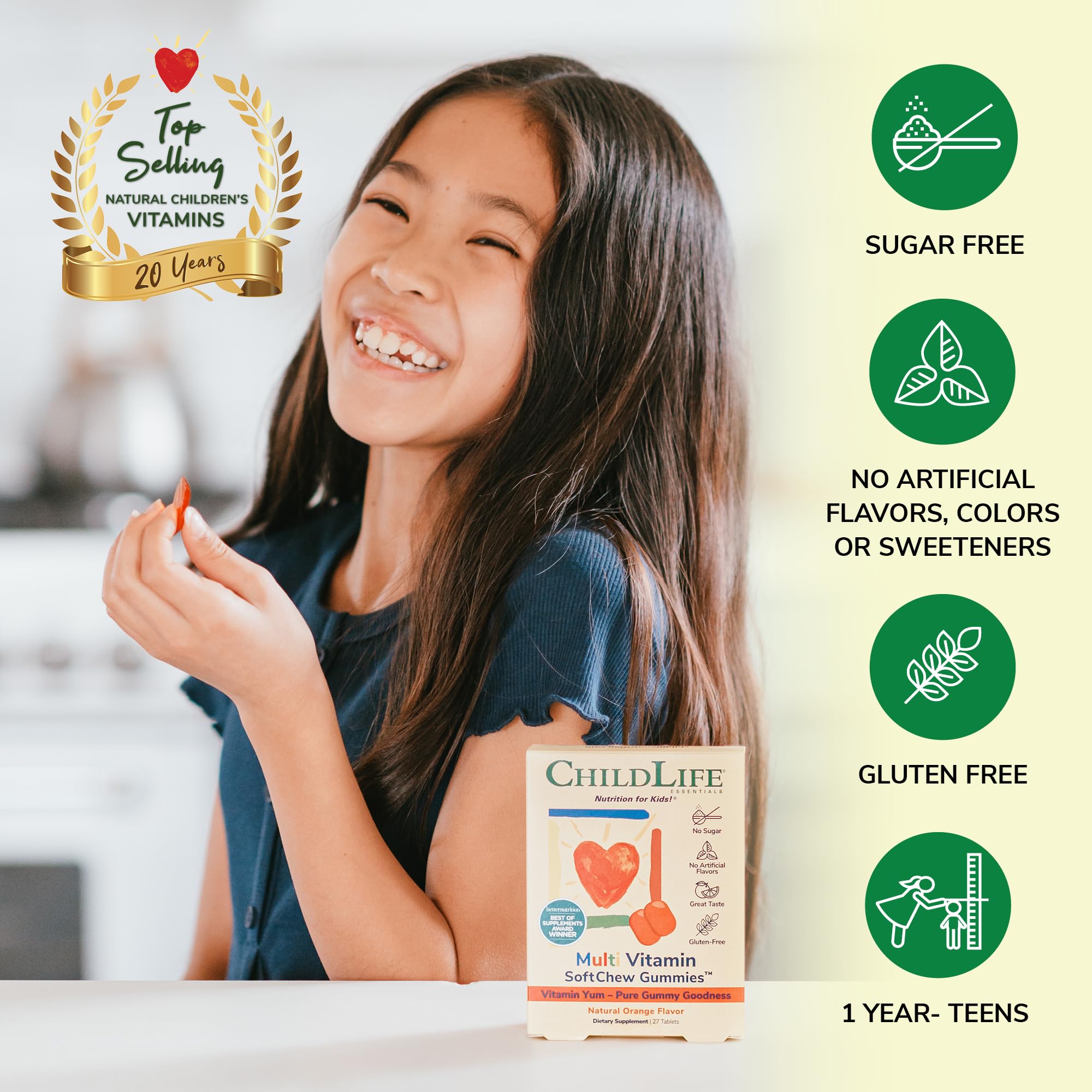 CHILDLIFE ESSENTIALS gomita en mano para comparar tamaño y dosificación