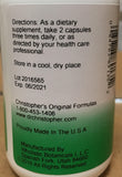 Christopher's Original Formulas cápsulas en mano para comparar tamaño y controlar la porción