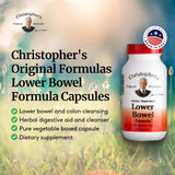 Christopher's envase junto a objetos cotidianos para comparar tamaño