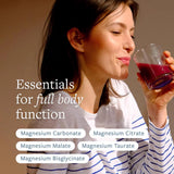 Clean Program vaso con bebida berry disuelta, fácil preparación y sin posos