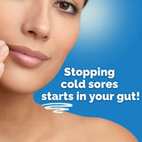 Clear Probiotics cápsula vegetal en primer plano, fácil de tragar y sin sabor
