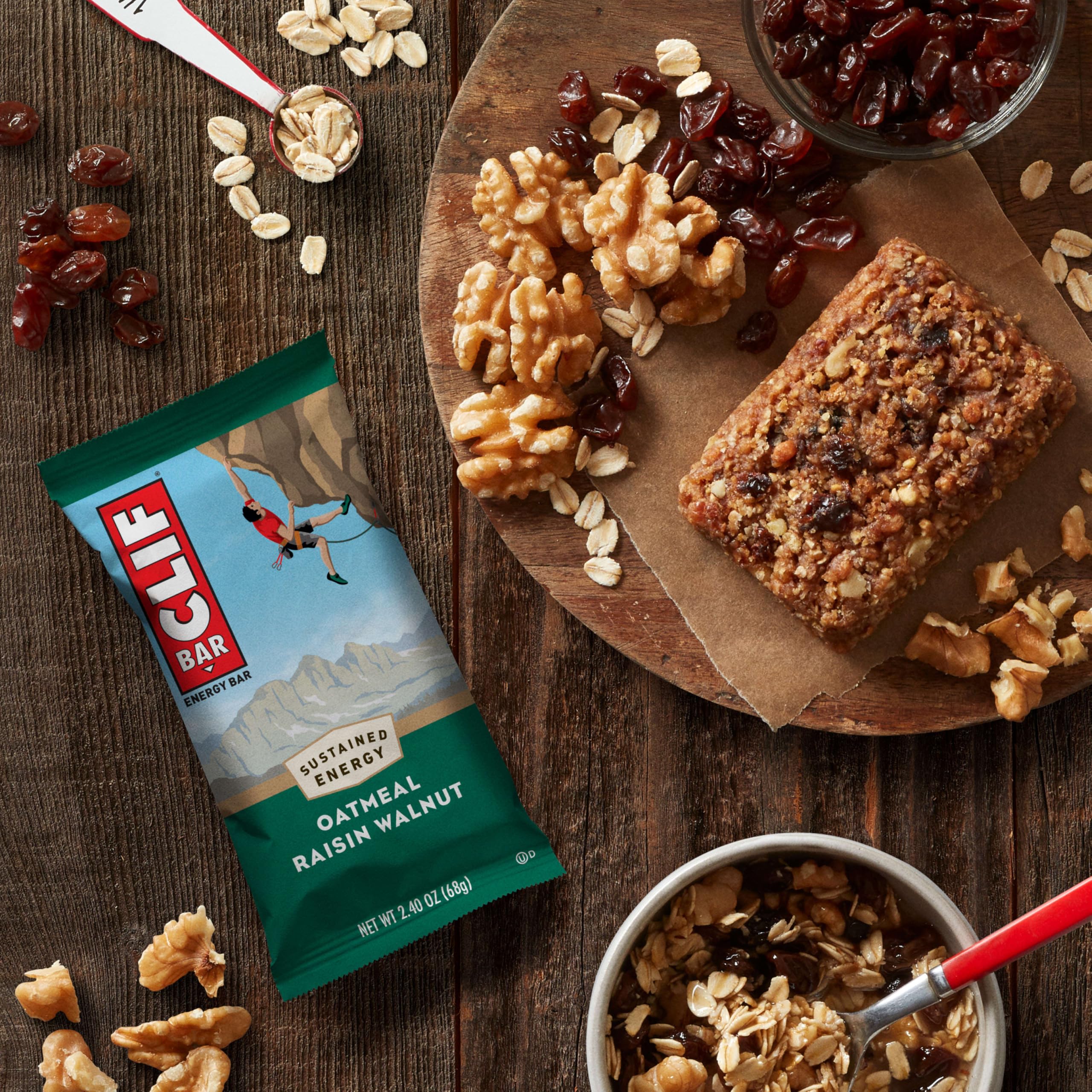 CLIF Bar en mochila preparado para senderismo aporta energía portátil