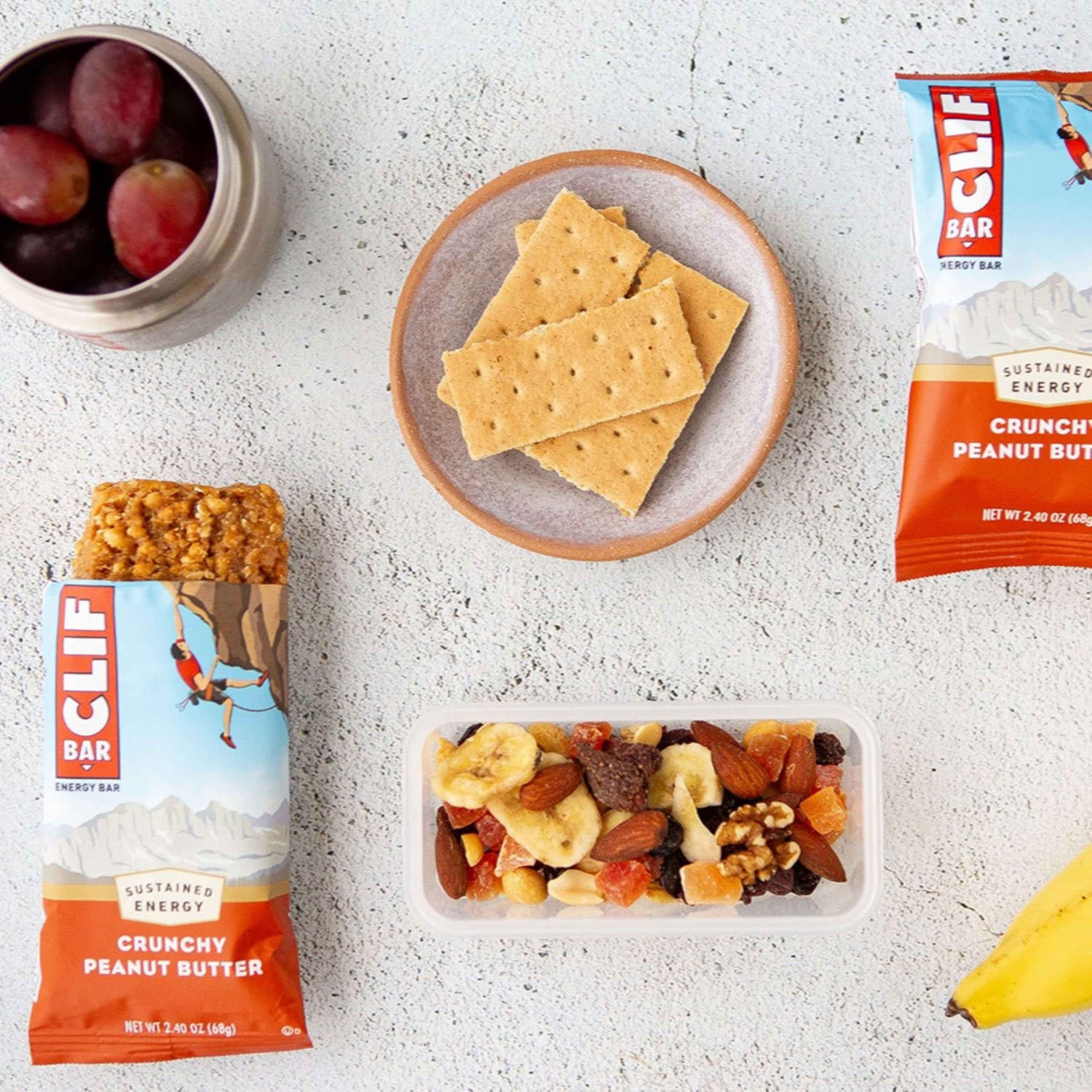 CLIF Bar en escritorio como opción de snack energético