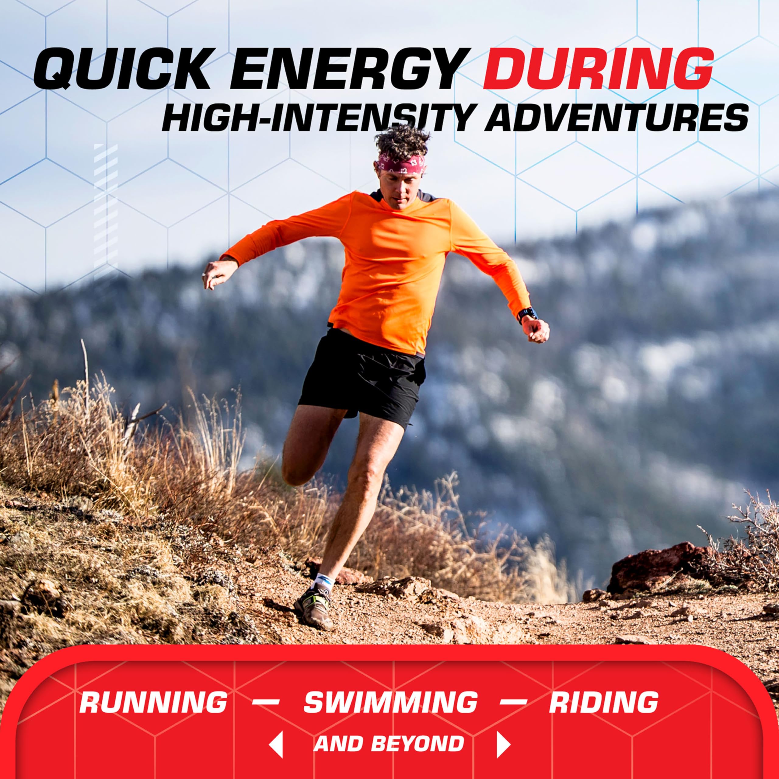 CLIF Bar CLIF BLOKS atleta corriendo consumiendo un cubo, energía rápida durante el esfuerzo