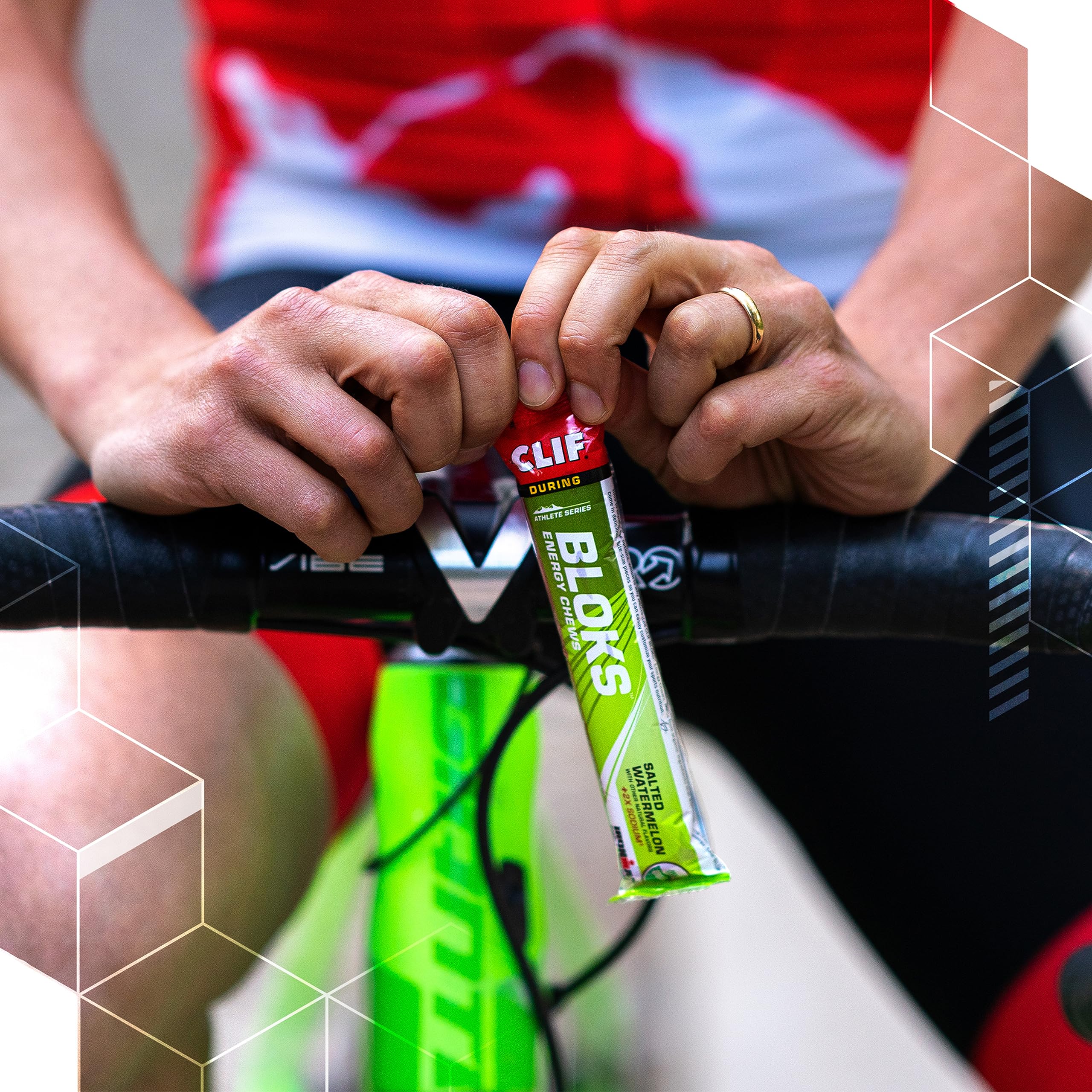 CLIF BLOKS estuche compacto dentro de un bolso deportivo para portar fácil