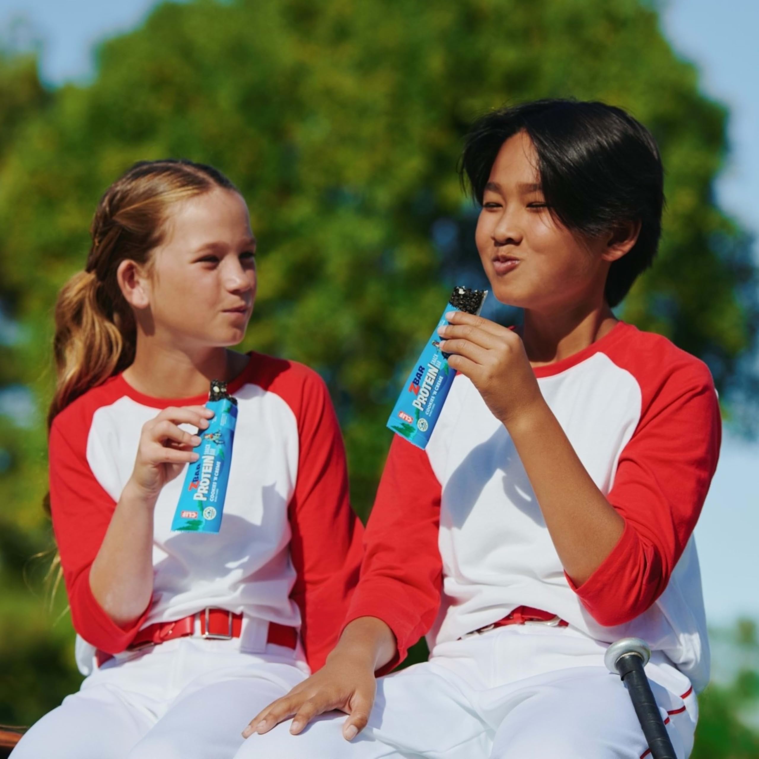 Clif Kid ZBar caja de 15 unidades presentada para almacenamiento familiar