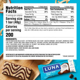 CLIF Bar LUNA BAR en escena de picnic, snack vegano práctico y sabroso