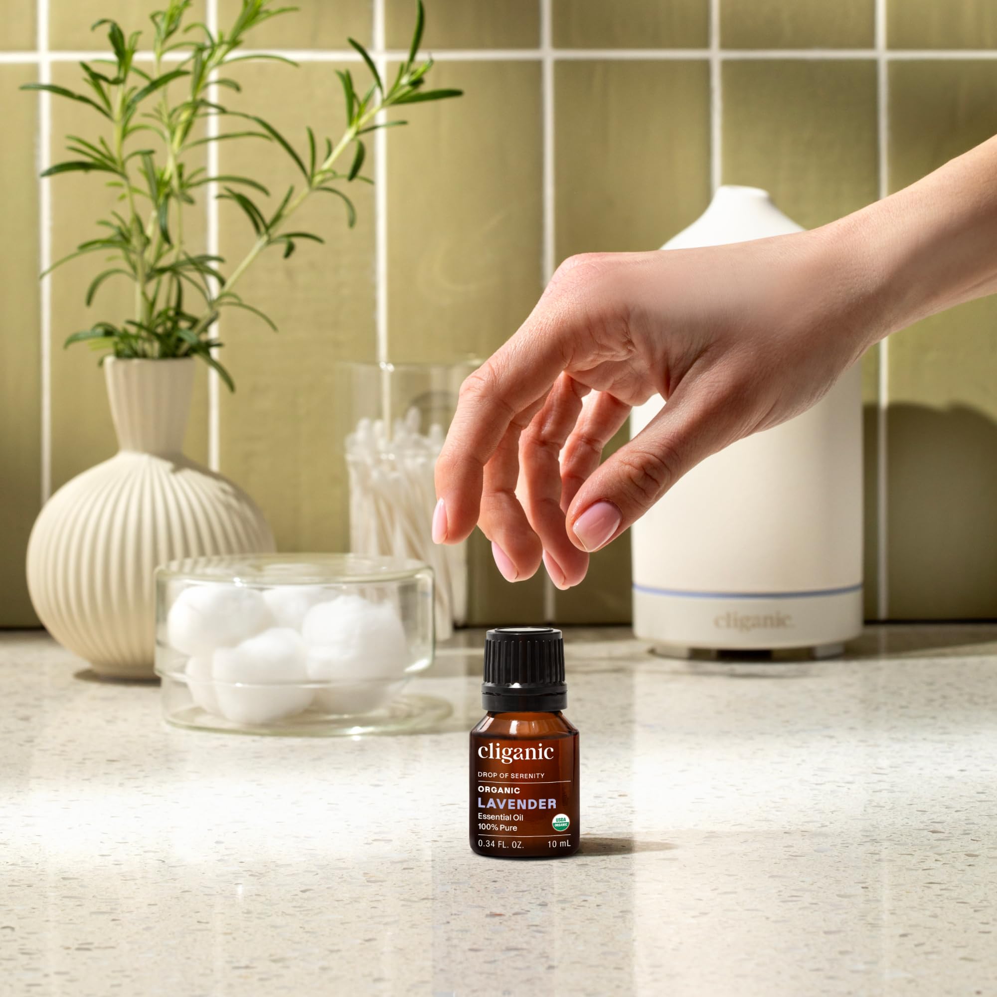 Cliganic aceite diluido para masaje con aceite portador aplicado