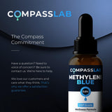 COMPASS LABORATORY frasco en entorno de laboratorio profesional y ordenado