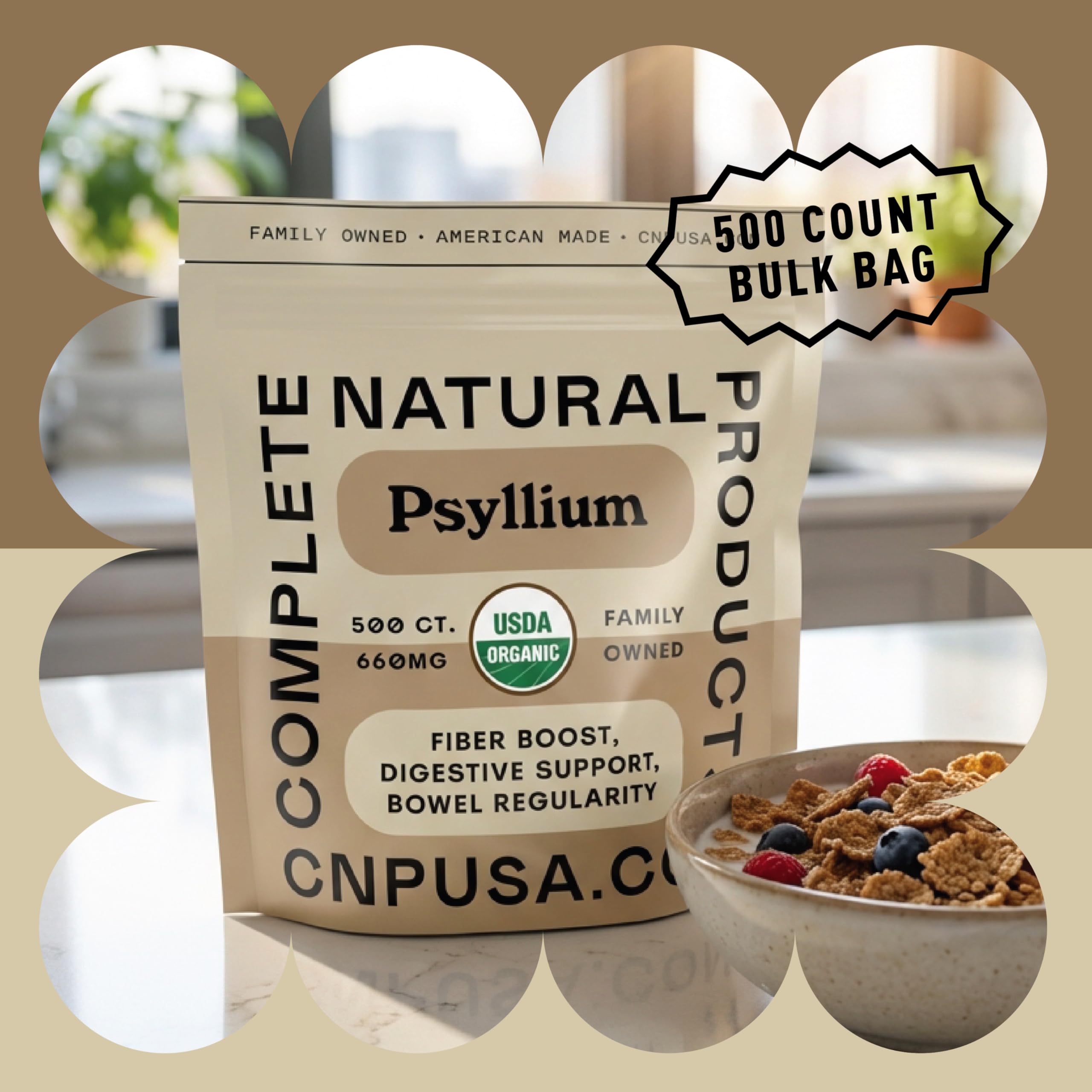Cápsulas de psyllium en mano para comparar tamaño y facilidad de ingestión Complete Natural Products