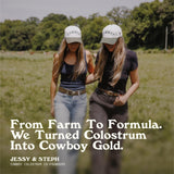 COWBOY COLOSTRUM persona activa disfrutando bebida, suplemento cotidiano