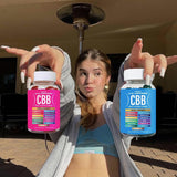 Curvy Body Bears frascos en ambiente lifestyle para transmitir uso diario sencillo