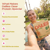 DAILIES persona agitando shaker en gimnasio con beneficio portátil