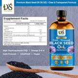 Das Naturals botella al lado de objetos para comparar tamaño y mostrar cantidad