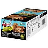 Dave's Killer Bread barrita en mano para ver tamaño real y porción